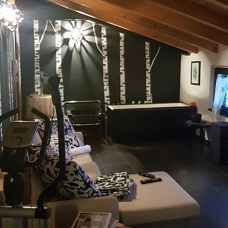 B&B Benessere La Casa Nera เบรโน ภายนอก รูปภาพ